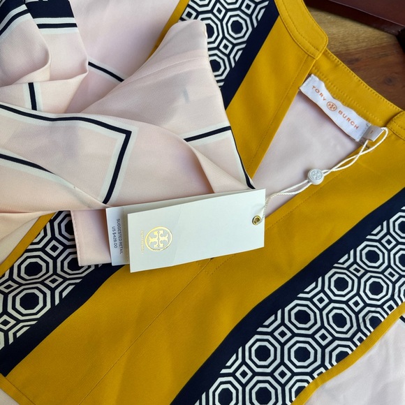 TORY BURCH aston tunic ballet pink octagon square scarf Size Small New w tags - Picture 10 of 10
